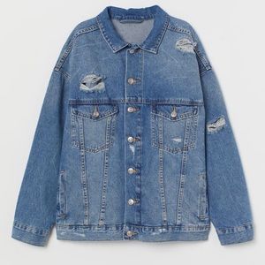slightly oversized denim jacket